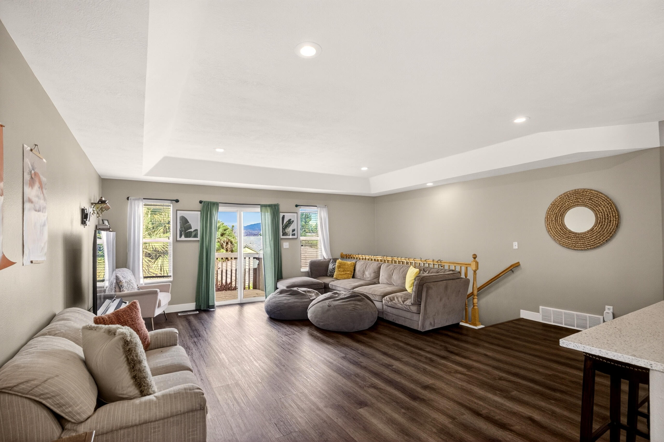 DESERT HILLS - Residential