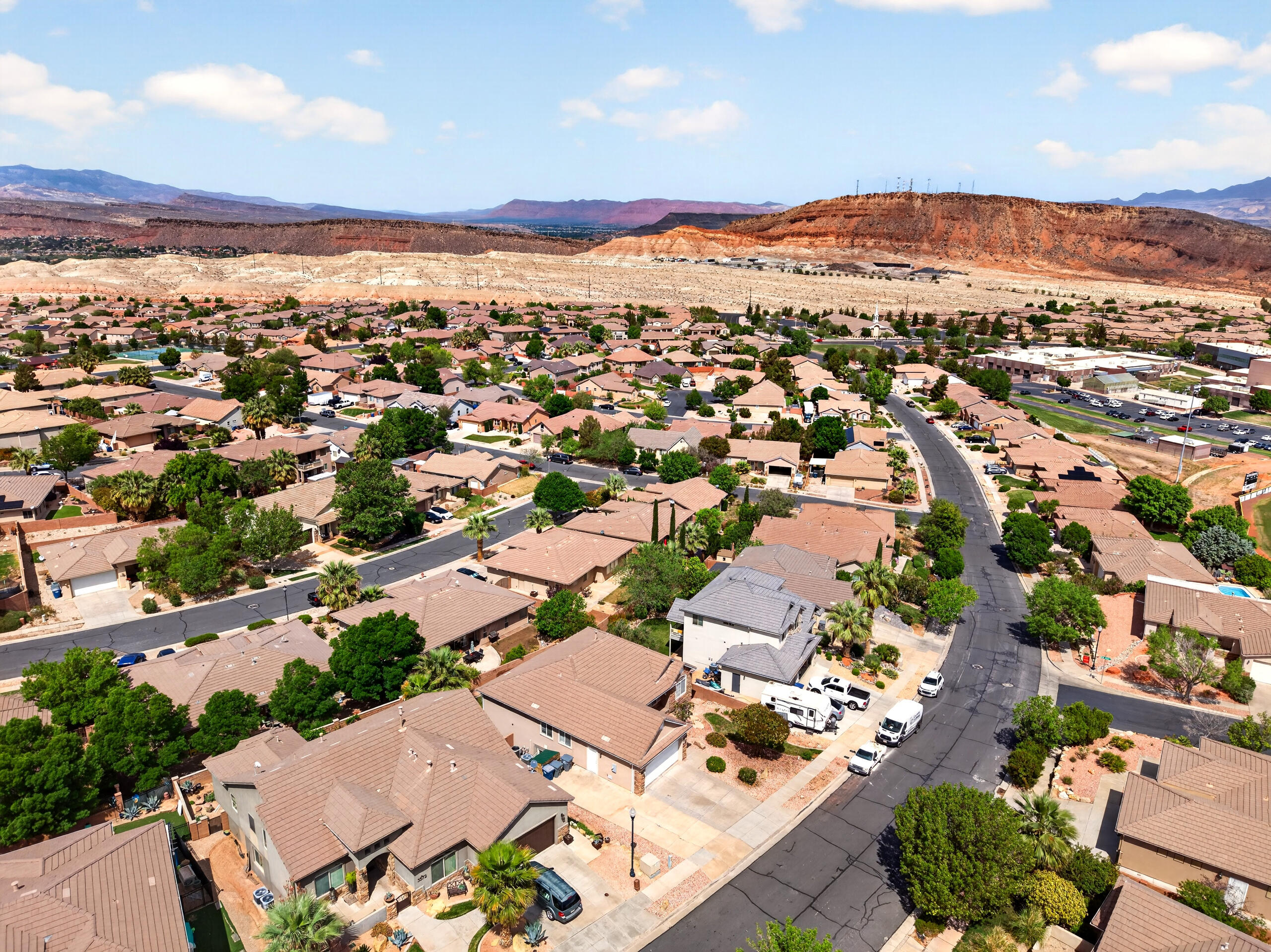 DESERT HILLS - Residential