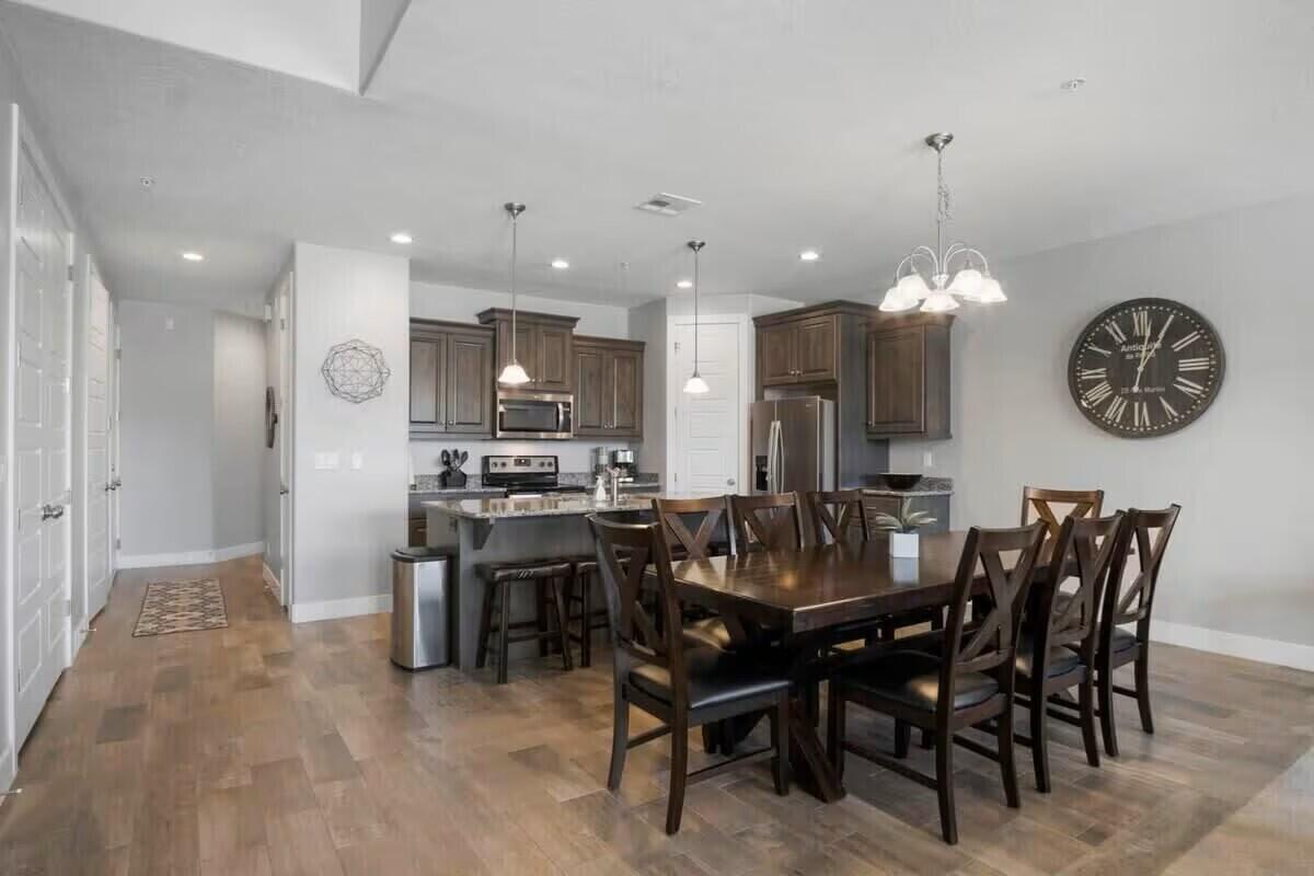 TOWN CENTER AT CORAL CANYON - Residential