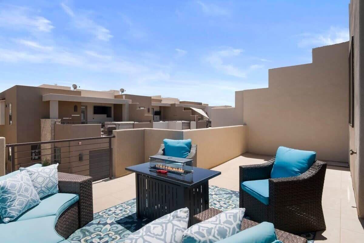 TOWN CENTER AT CORAL CANYON - Residential