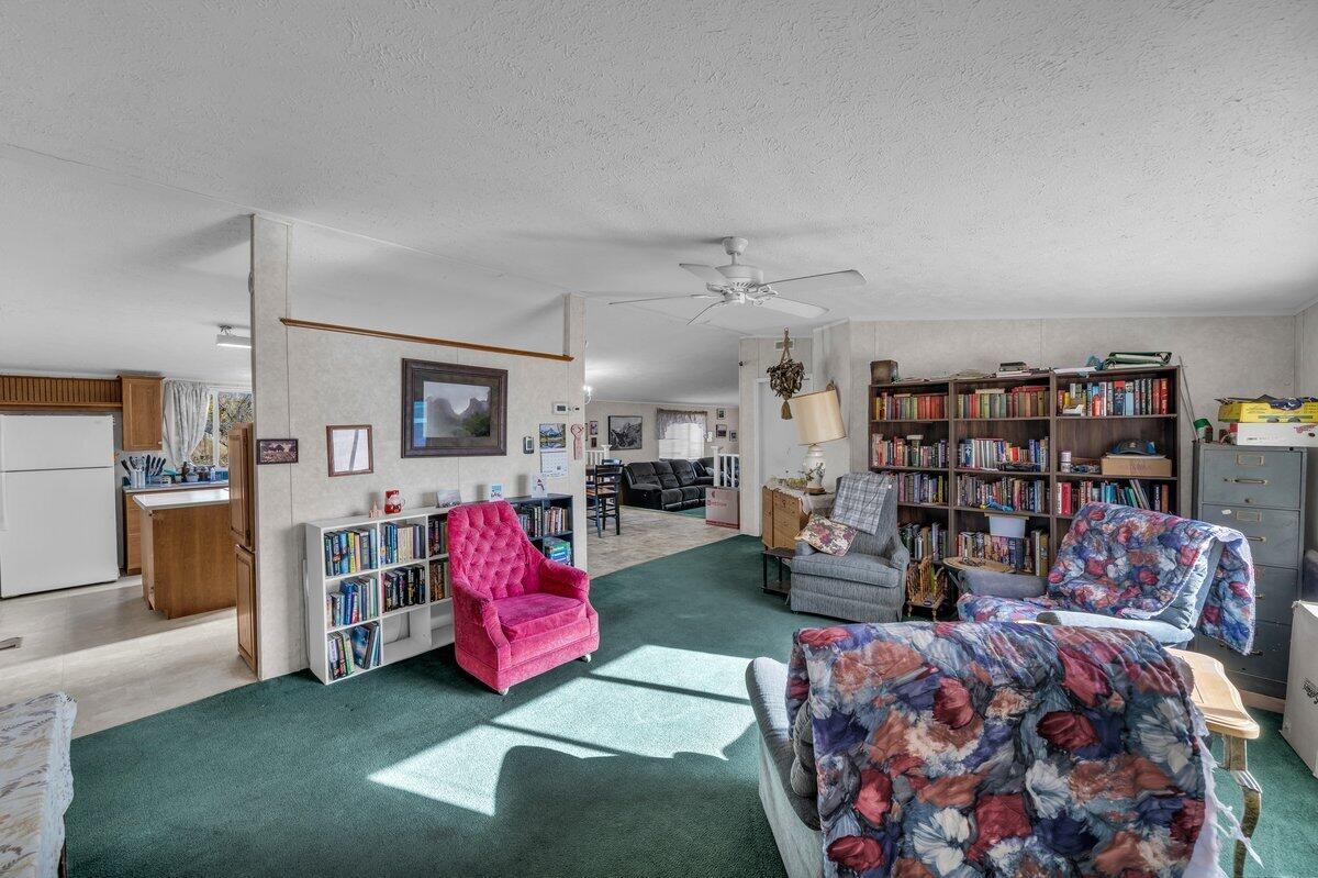 LAVERKIN TOWNSITE AND FIELD - Residential