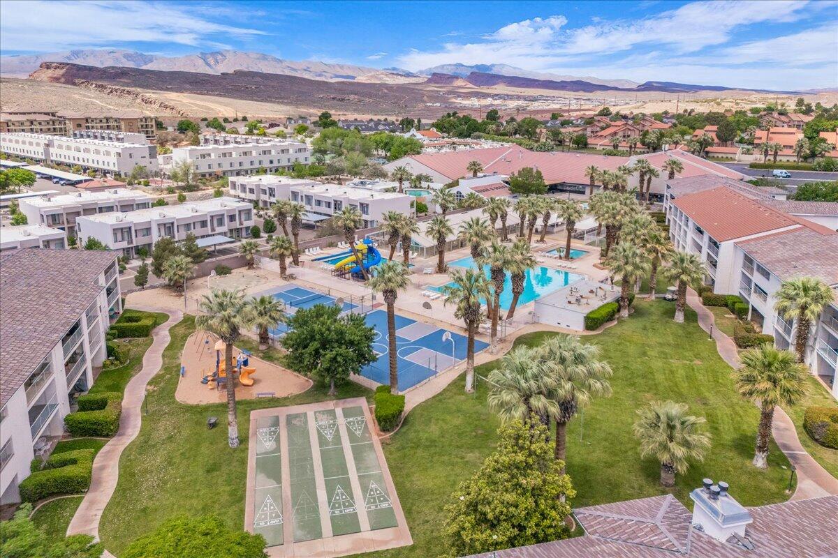 LAS PALMAS RESORT CONDOS - Residential