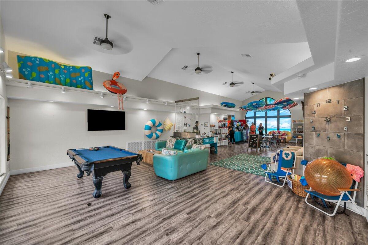 LAS PALMAS RESORT CONDOS - Residential