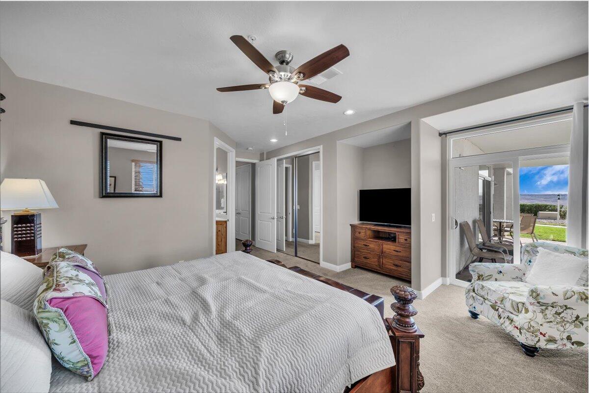 LAS PALMAS RESORT CONDOS - Residential