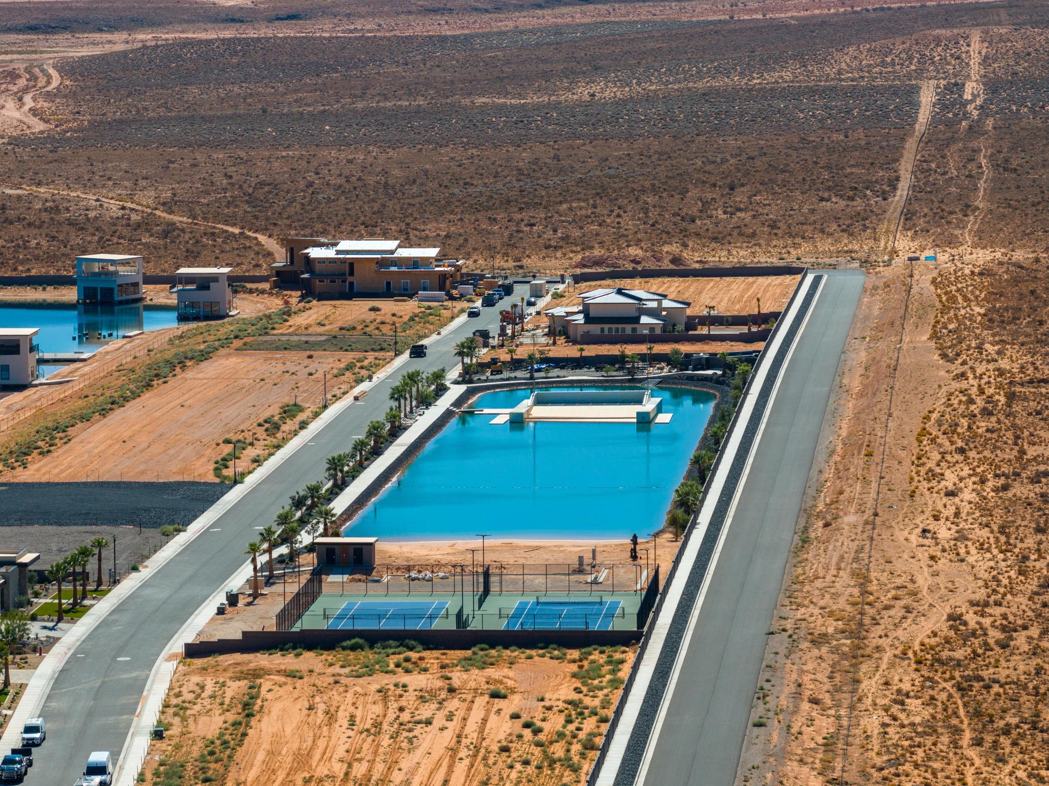 SOUTHERN SHORES - Land