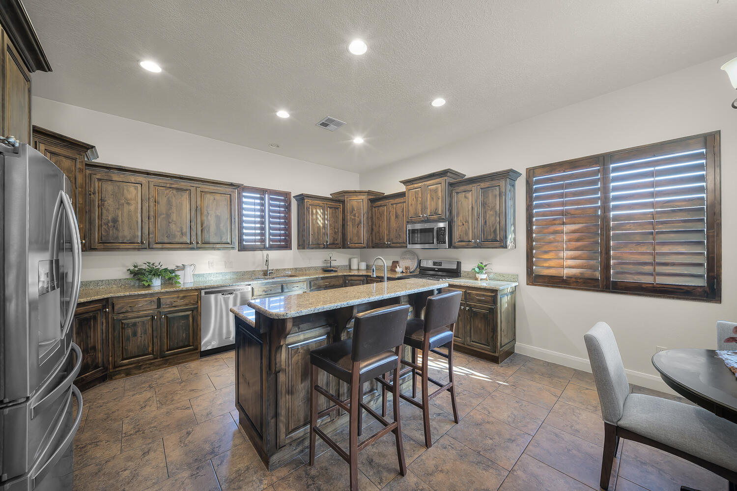 CRIMSON VIEW - Residential