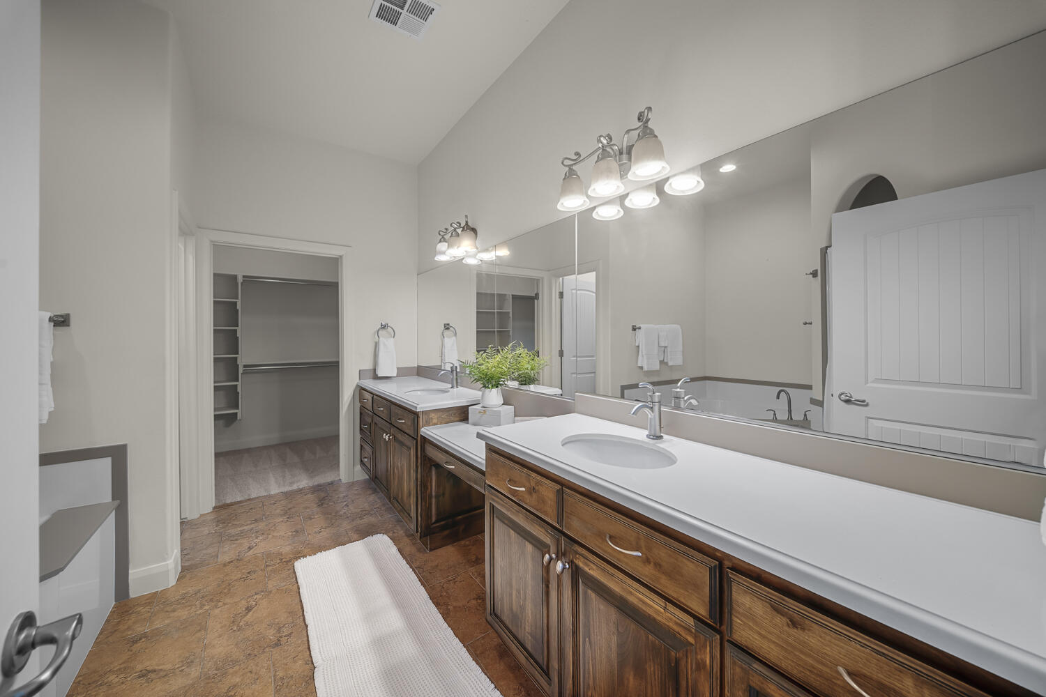 CRIMSON VIEW - Residential