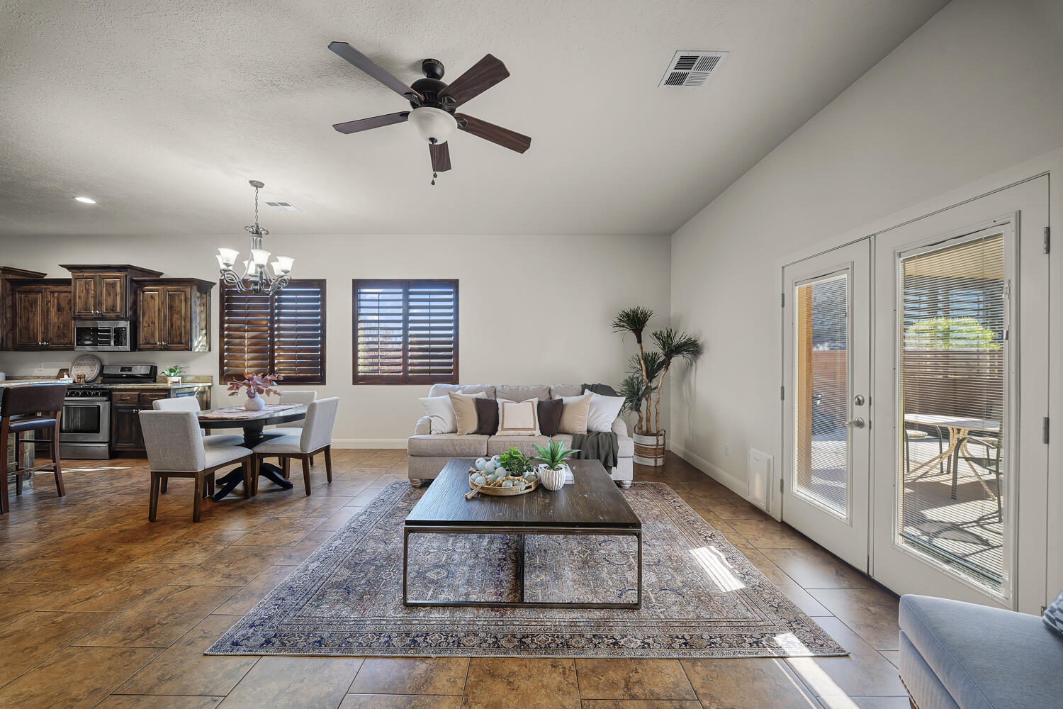 CRIMSON VIEW - Residential