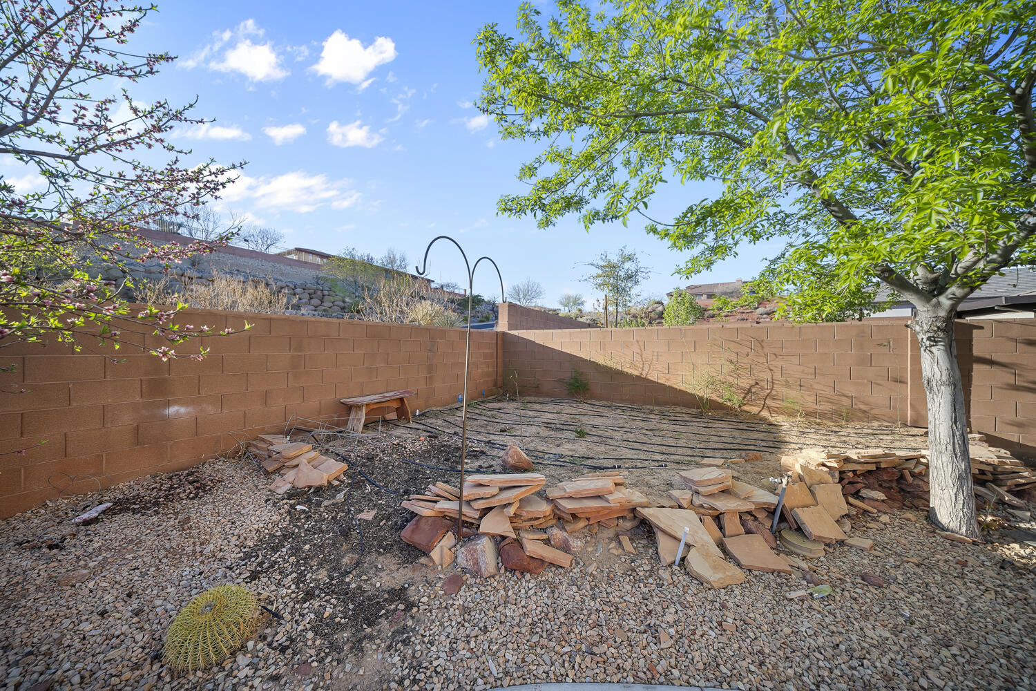 CRIMSON VIEW - Residential