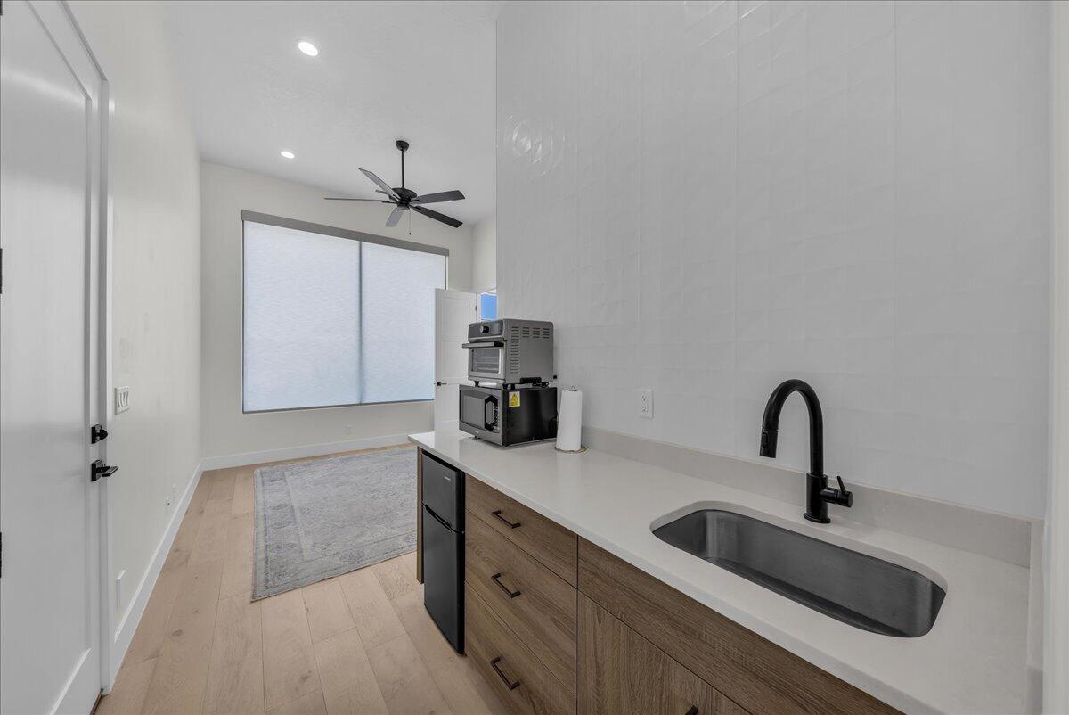 VINEYARD RIDGE - Residential