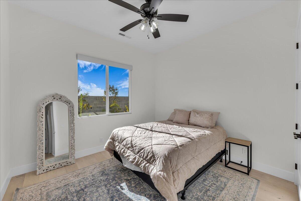 VINEYARD RIDGE - Residential