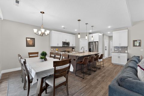 Tiny photo for 1790 W ANDESITE DR, Hurricane, UT 84737 (MLS # 26-271727)