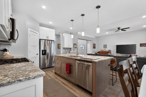 Tiny photo for 1790 W ANDESITE DR, Hurricane, UT 84737 (MLS # 26-271727)