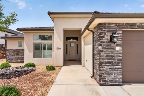 Tiny photo for 1790 W ANDESITE DR, Hurricane, UT 84737 (MLS # 26-271727)
