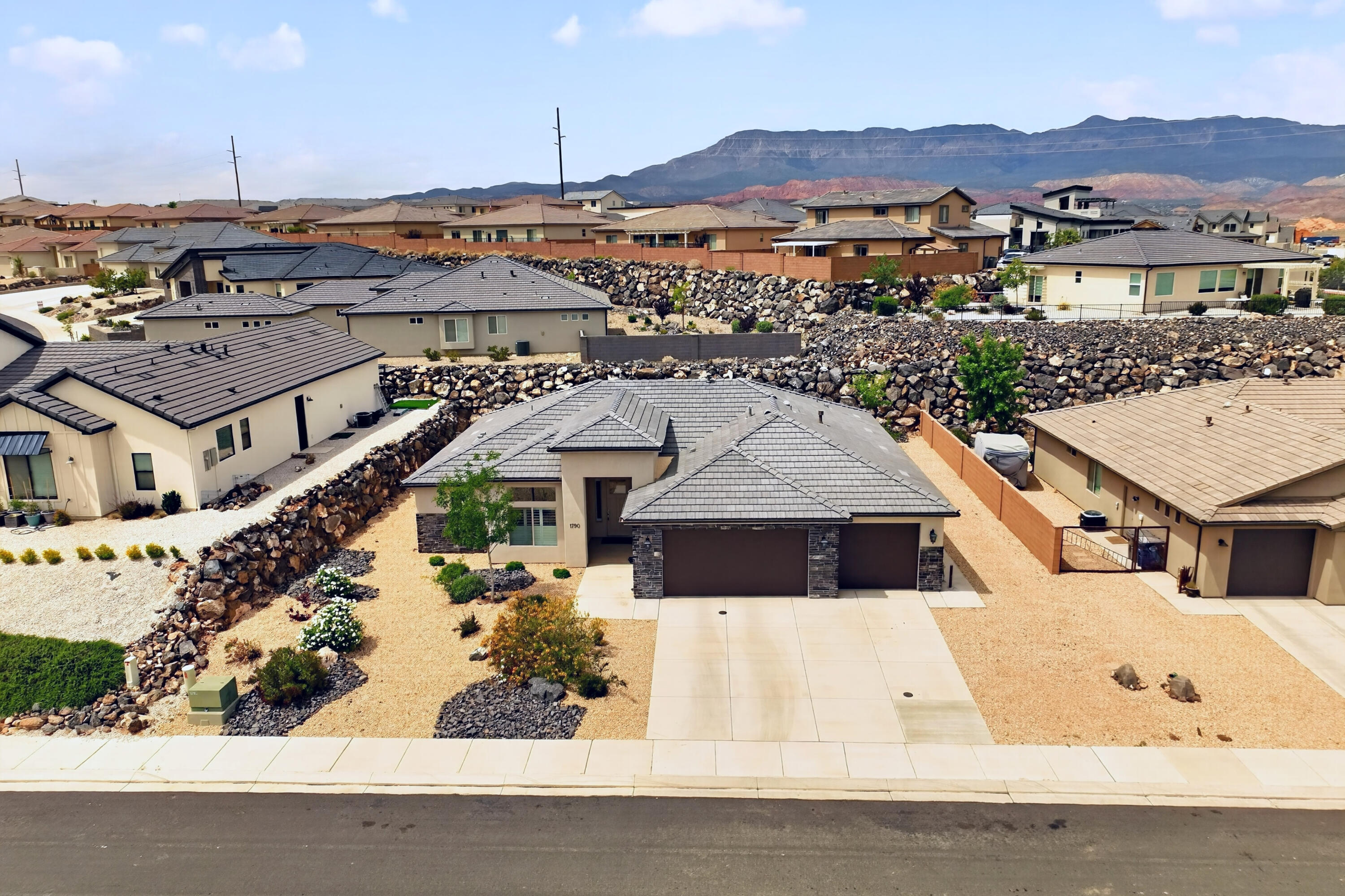 FIREROCK - Residential