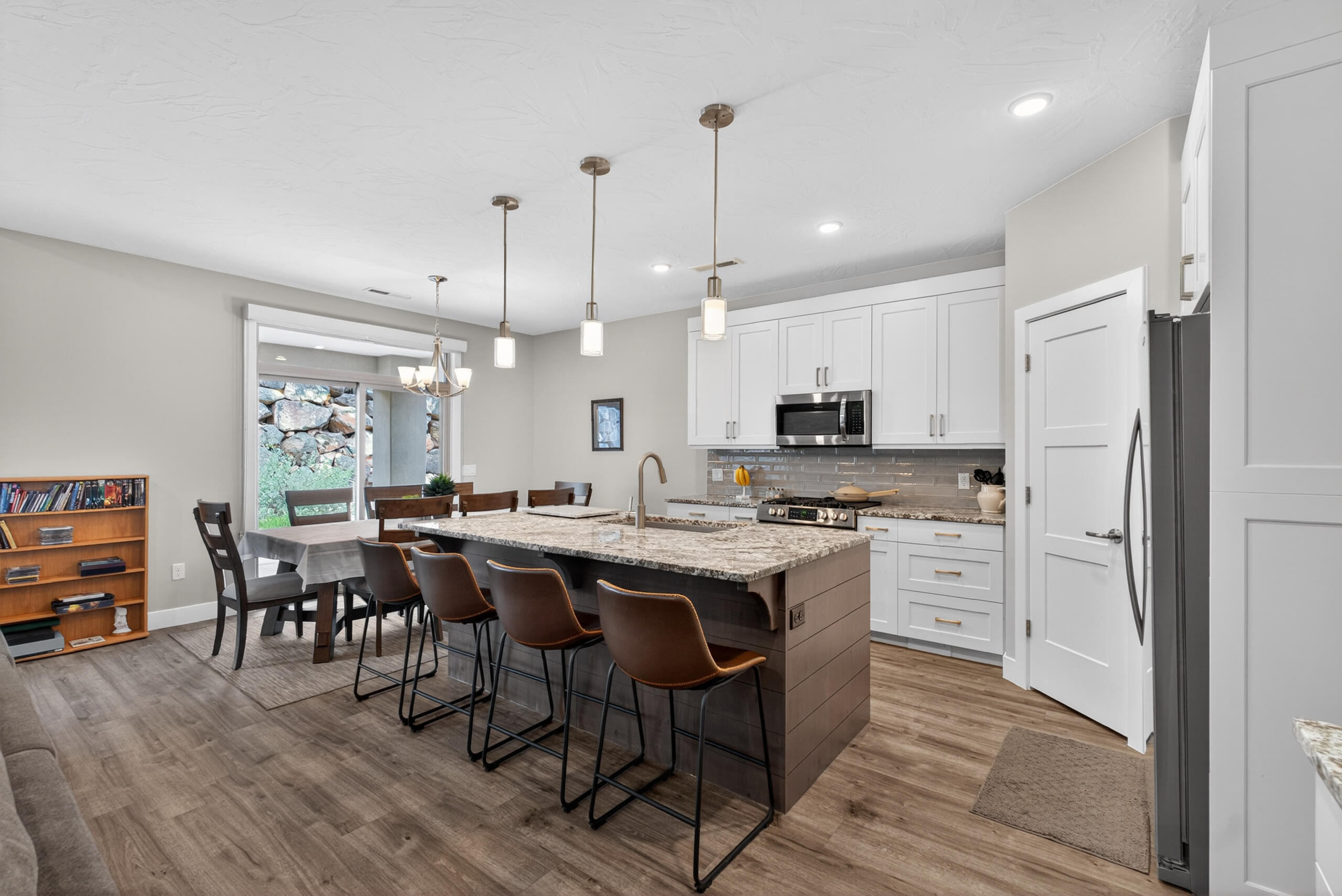 FIREROCK - Residential