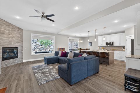 Tiny photo for 1790 W ANDESITE DR, Hurricane, UT 84737 (MLS # 26-271727)