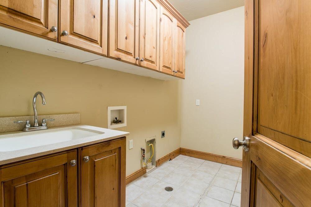 VILLAGE ON THE HEIGHTS - Residential