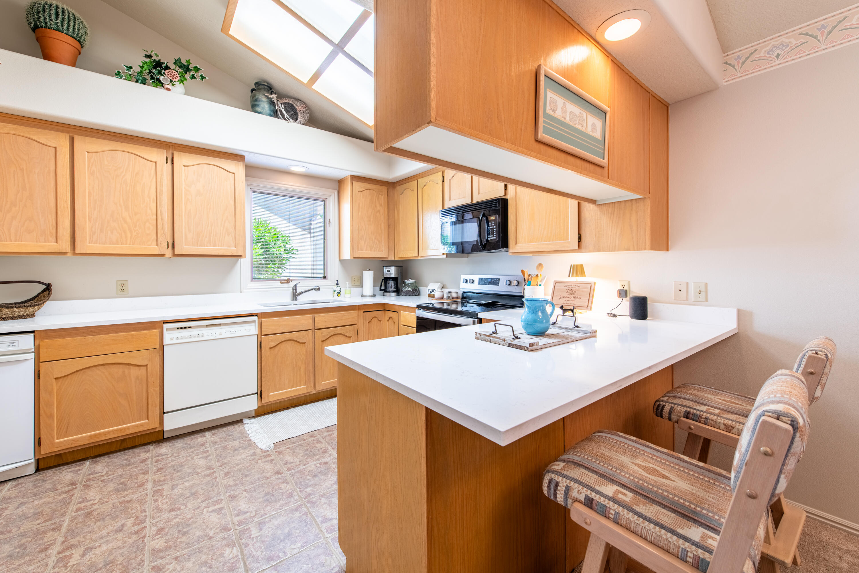 COTTAGES NORTH - Residential