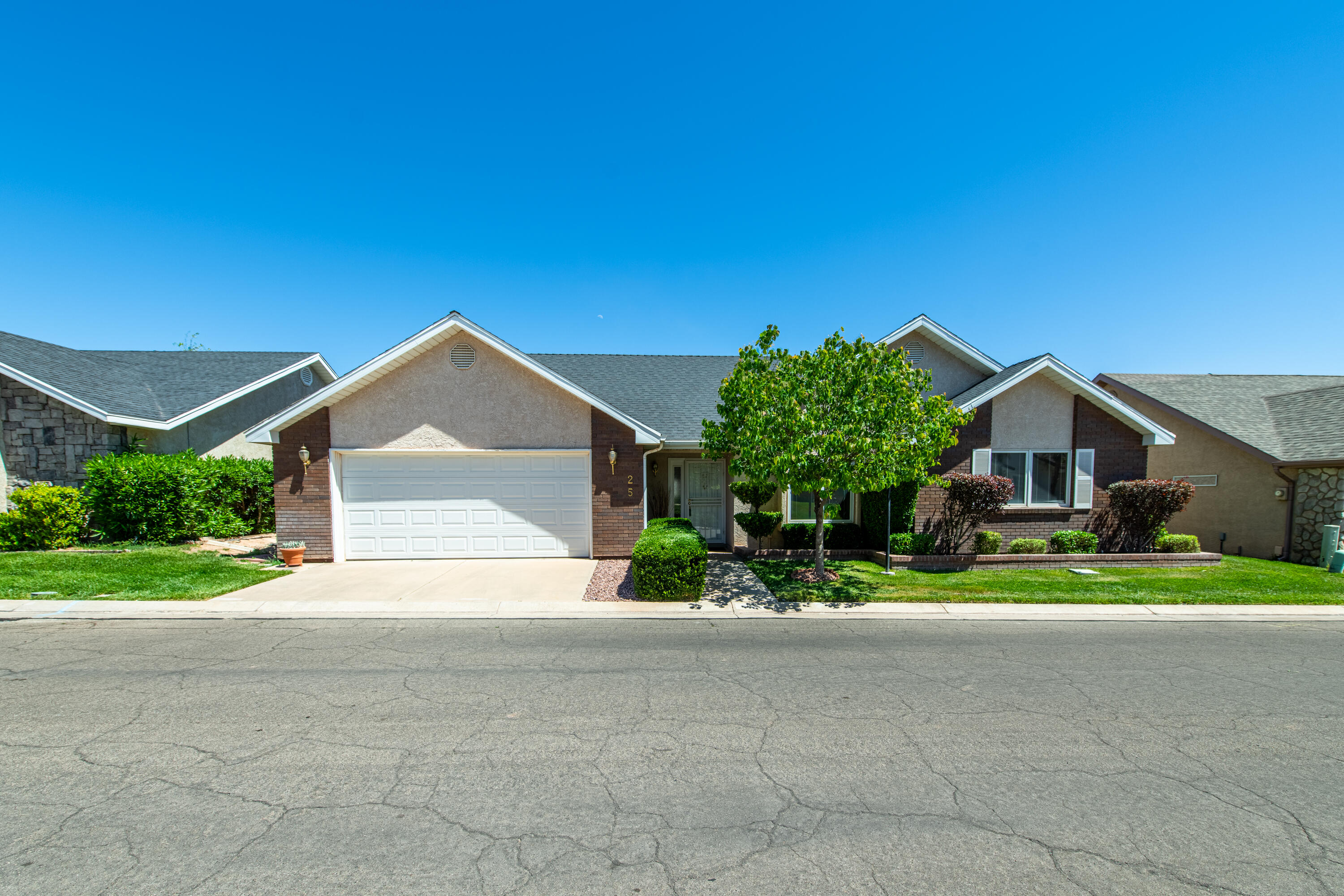 COTTAGES NORTH - Residential