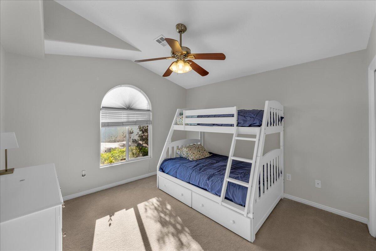 SILVERCREEK TOWNHOMES - Residential