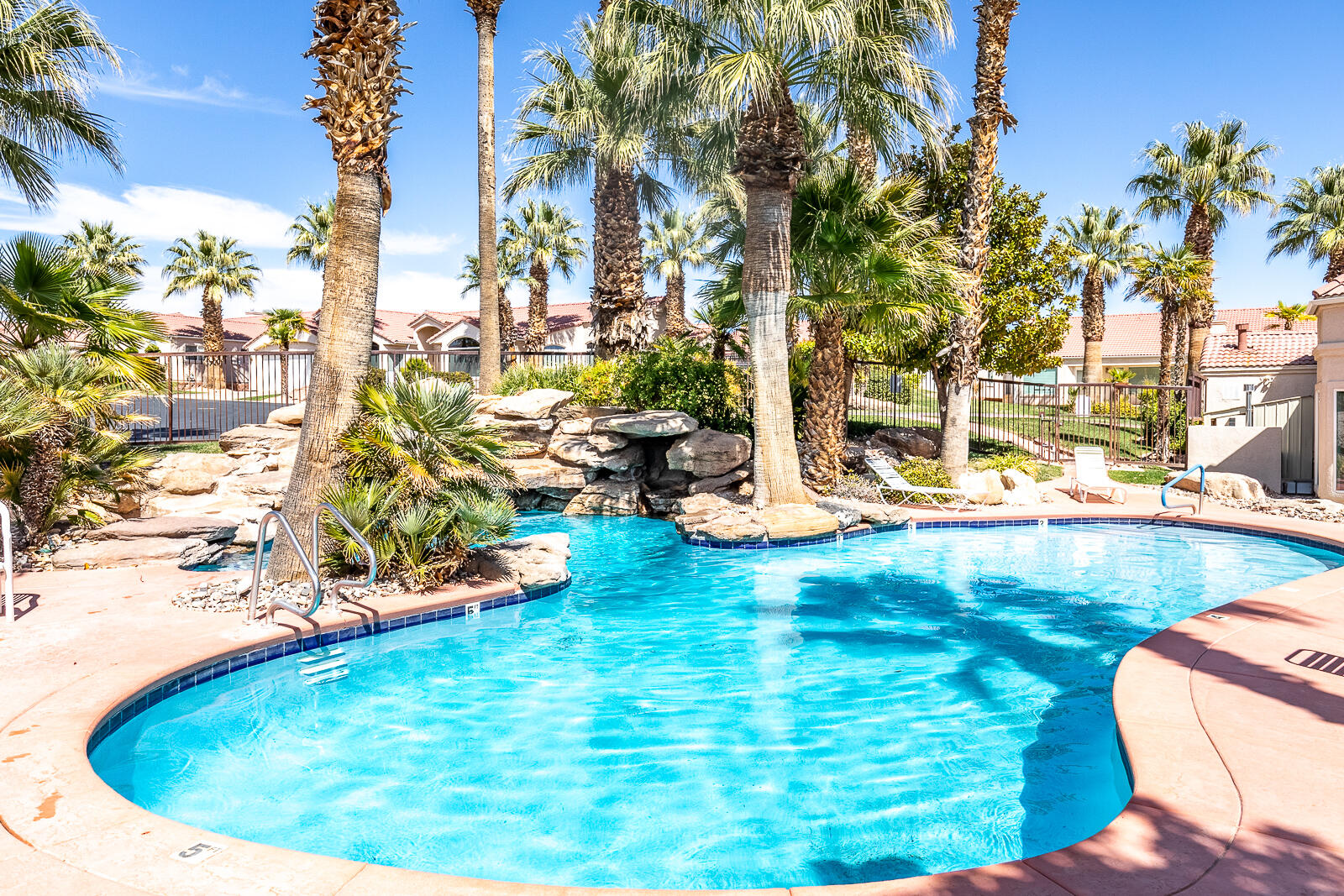 SILVERCREEK TOWNHOMES - Residential