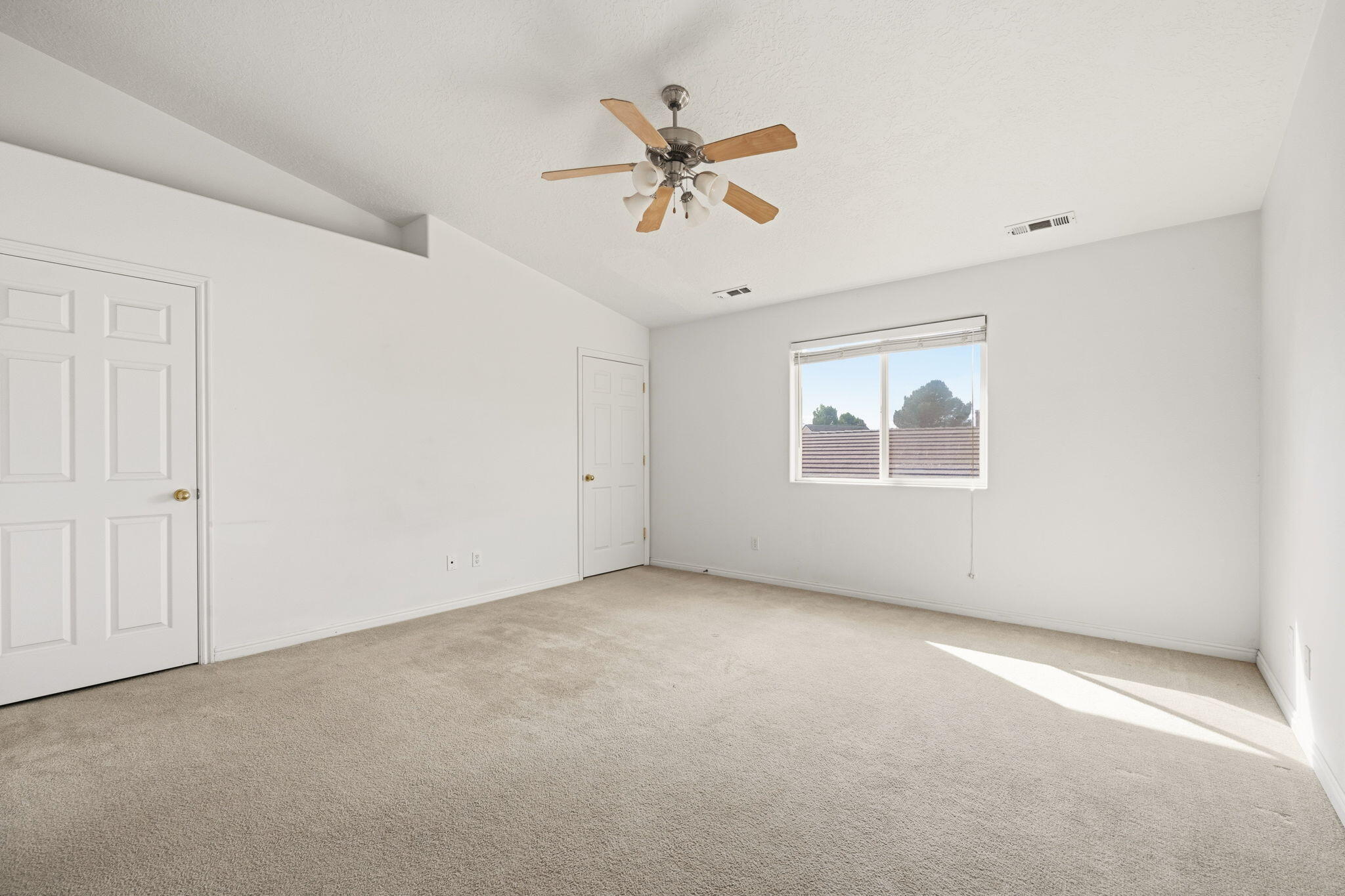 CANTERWOOD ESTATES - Residential