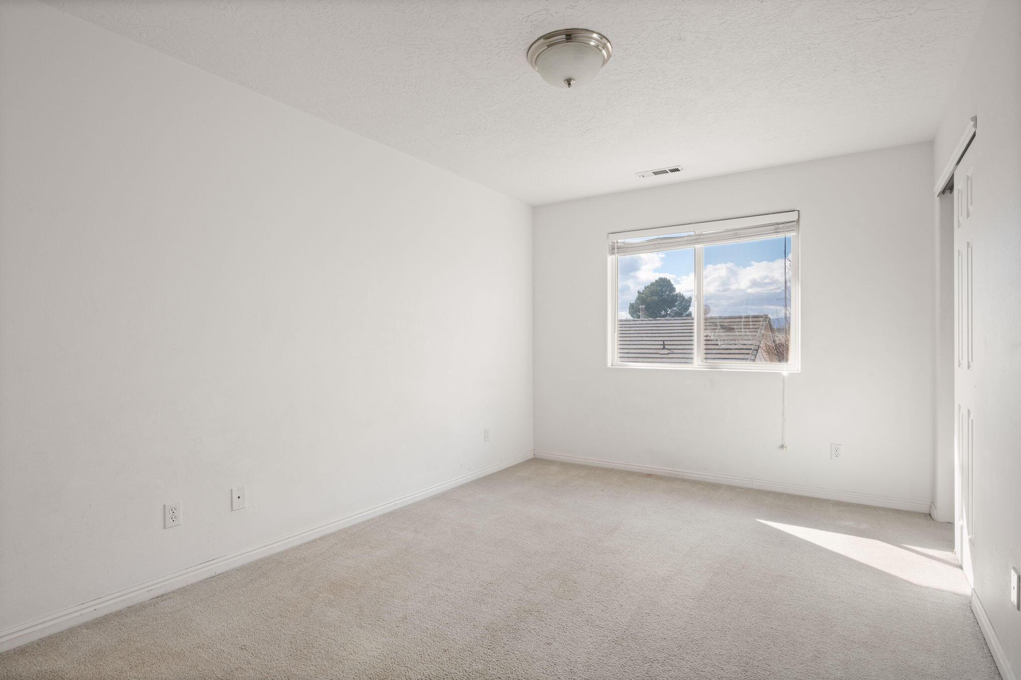 CANTERWOOD ESTATES - Residential