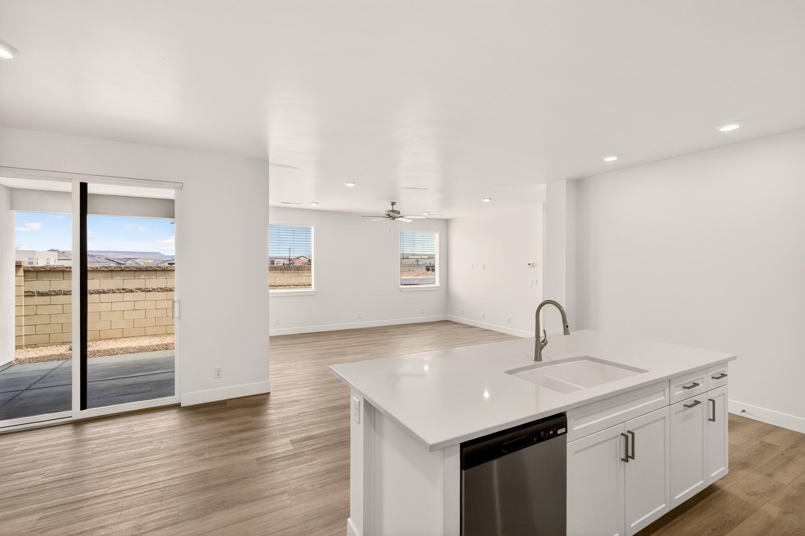 DESERT COLOR SAGE HAVEN - Residential