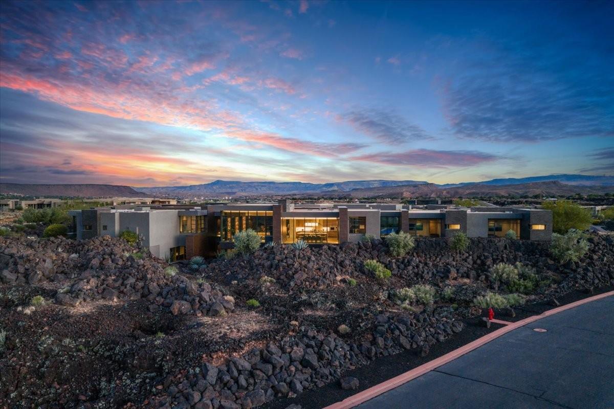 ENTRADA AT SNOW CANYON CHACO WEST - Residential