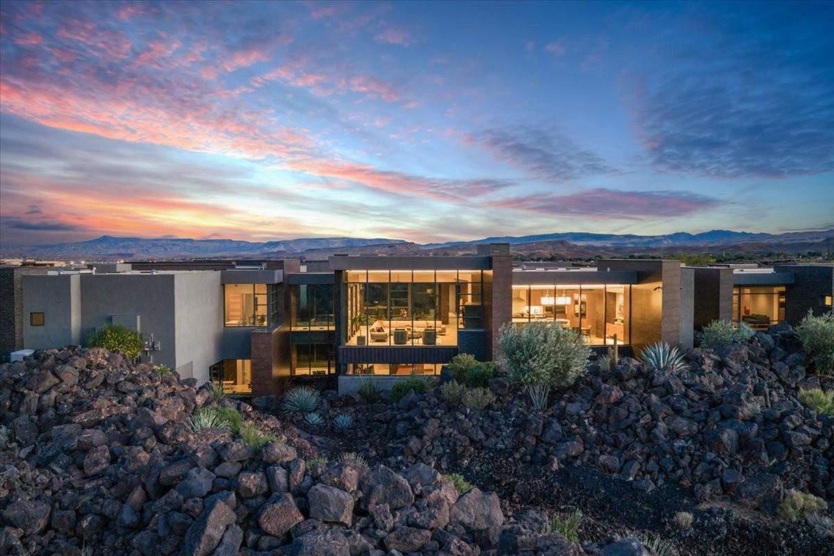ENTRADA AT SNOW CANYON CHACO WEST - Residential