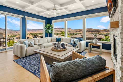 Photo of 1227 N 50 W, Hurricane, UT 84737 (MLS # 26-274631)