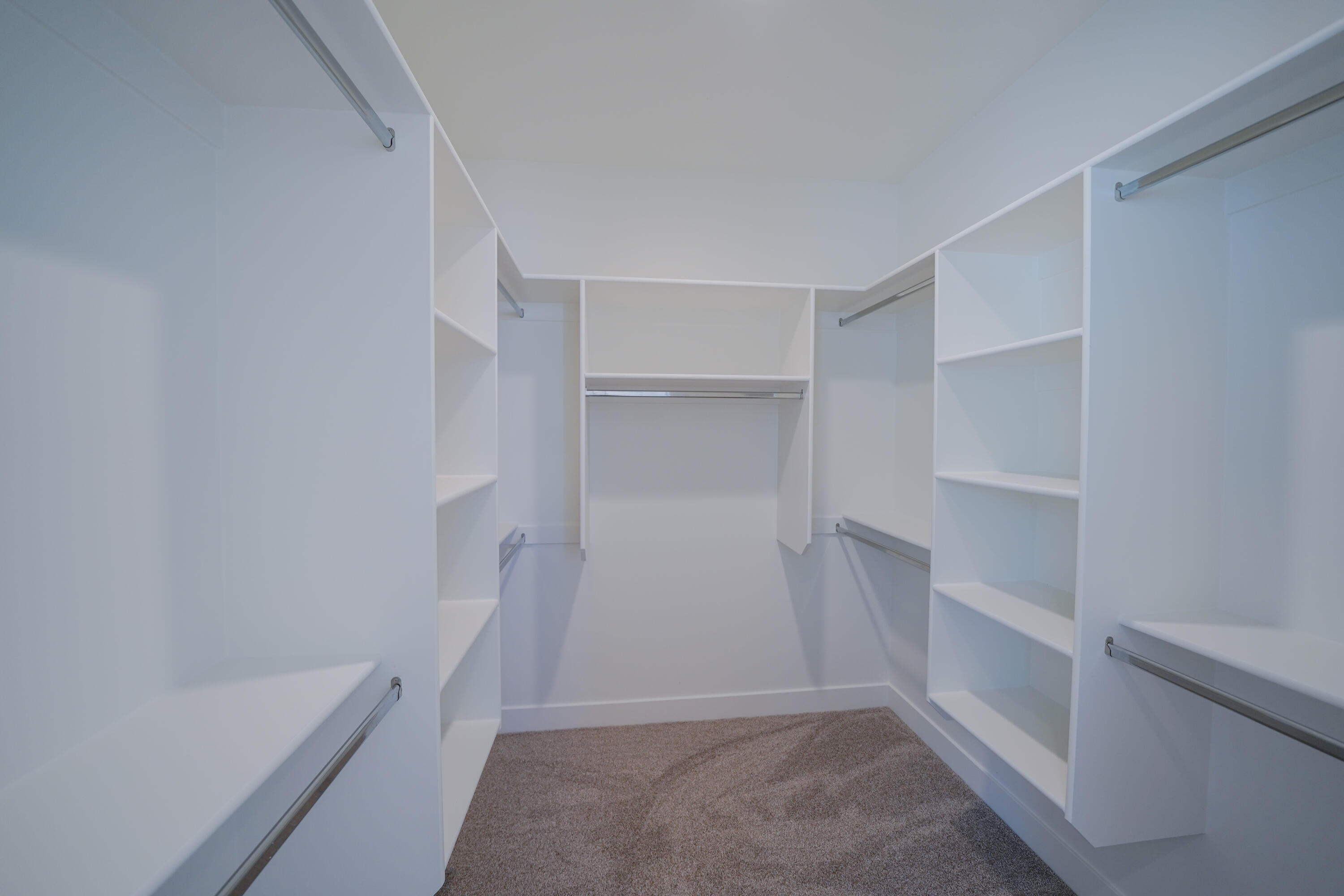 EVES GARDEN - Residential