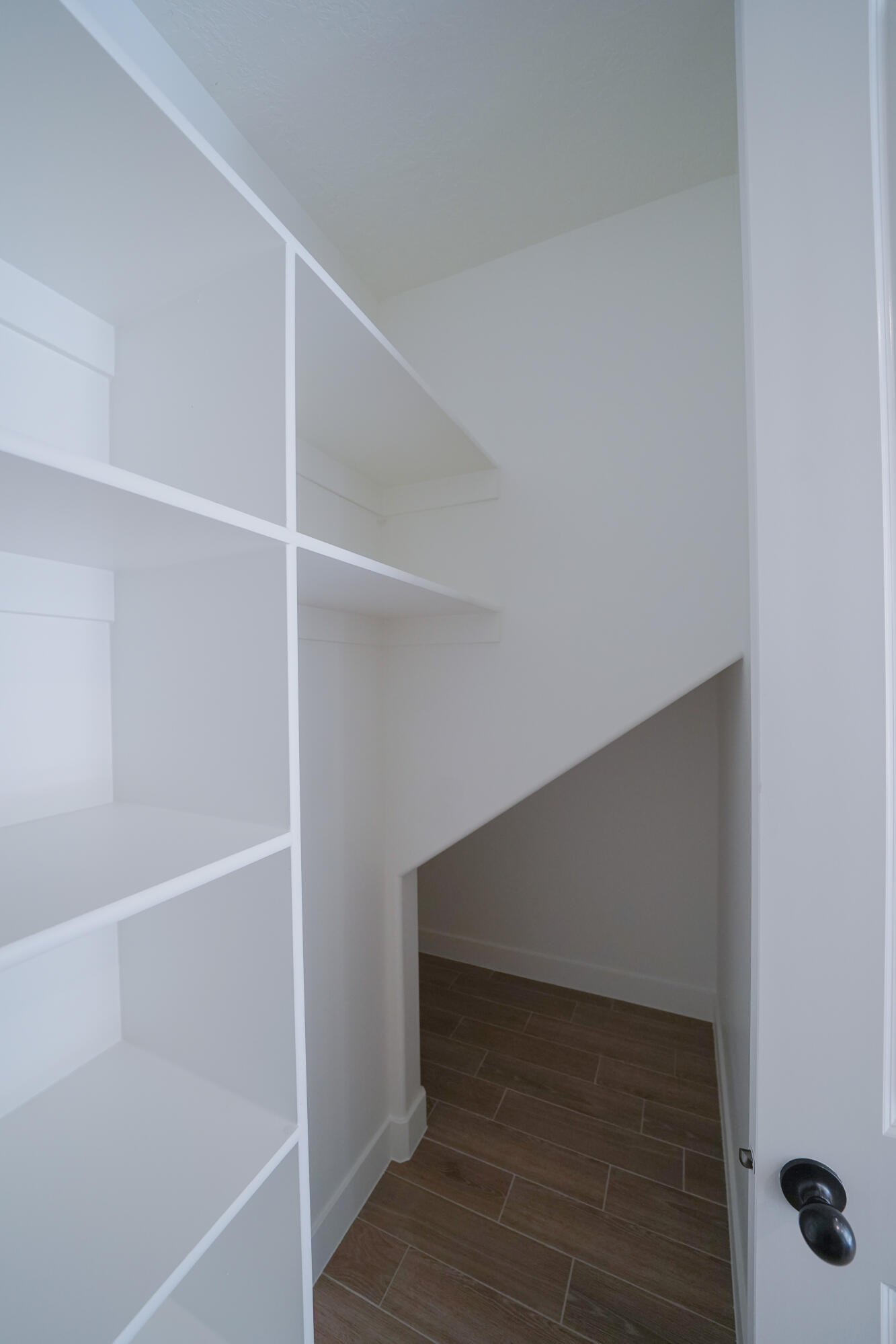 EVES GARDEN - Residential