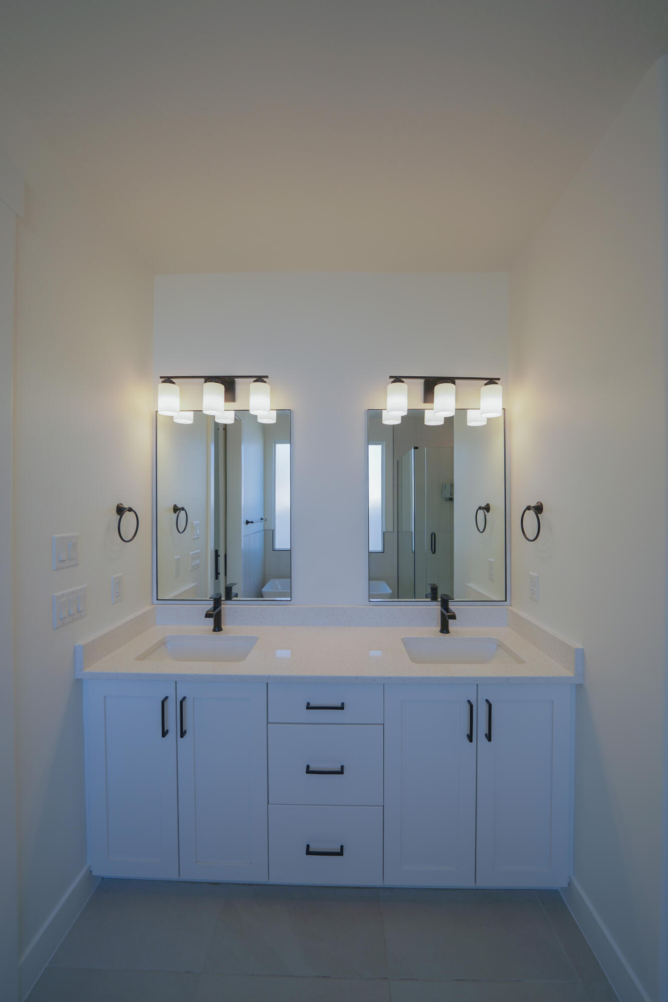 EVES GARDEN - Residential