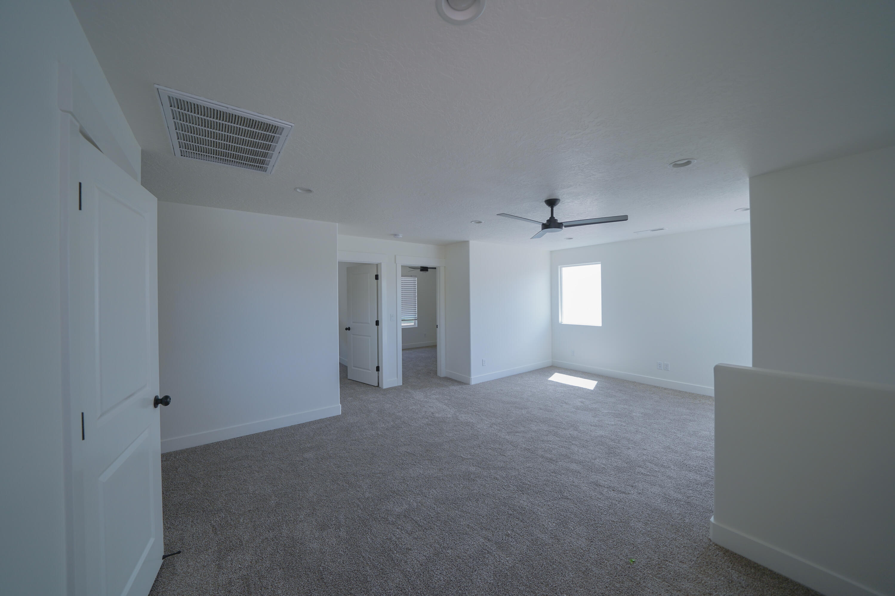 EVES GARDEN - Residential