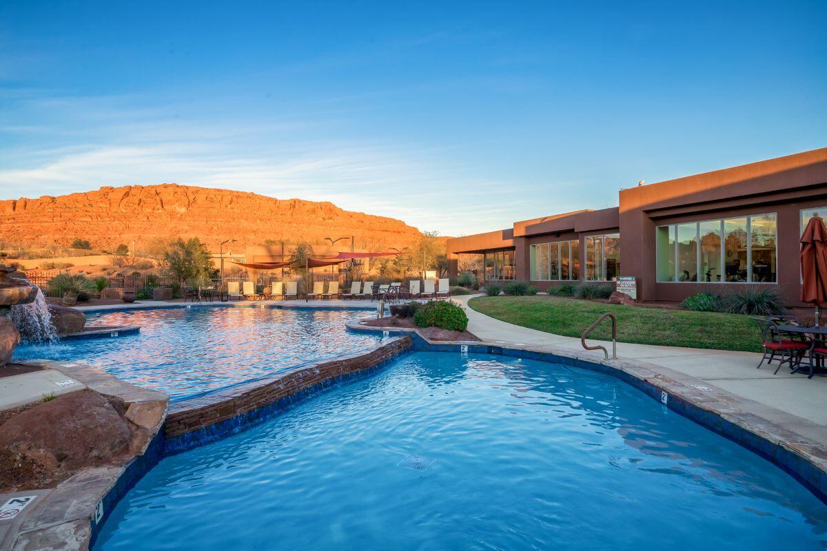 VISTAS AT ENTRADA - Land