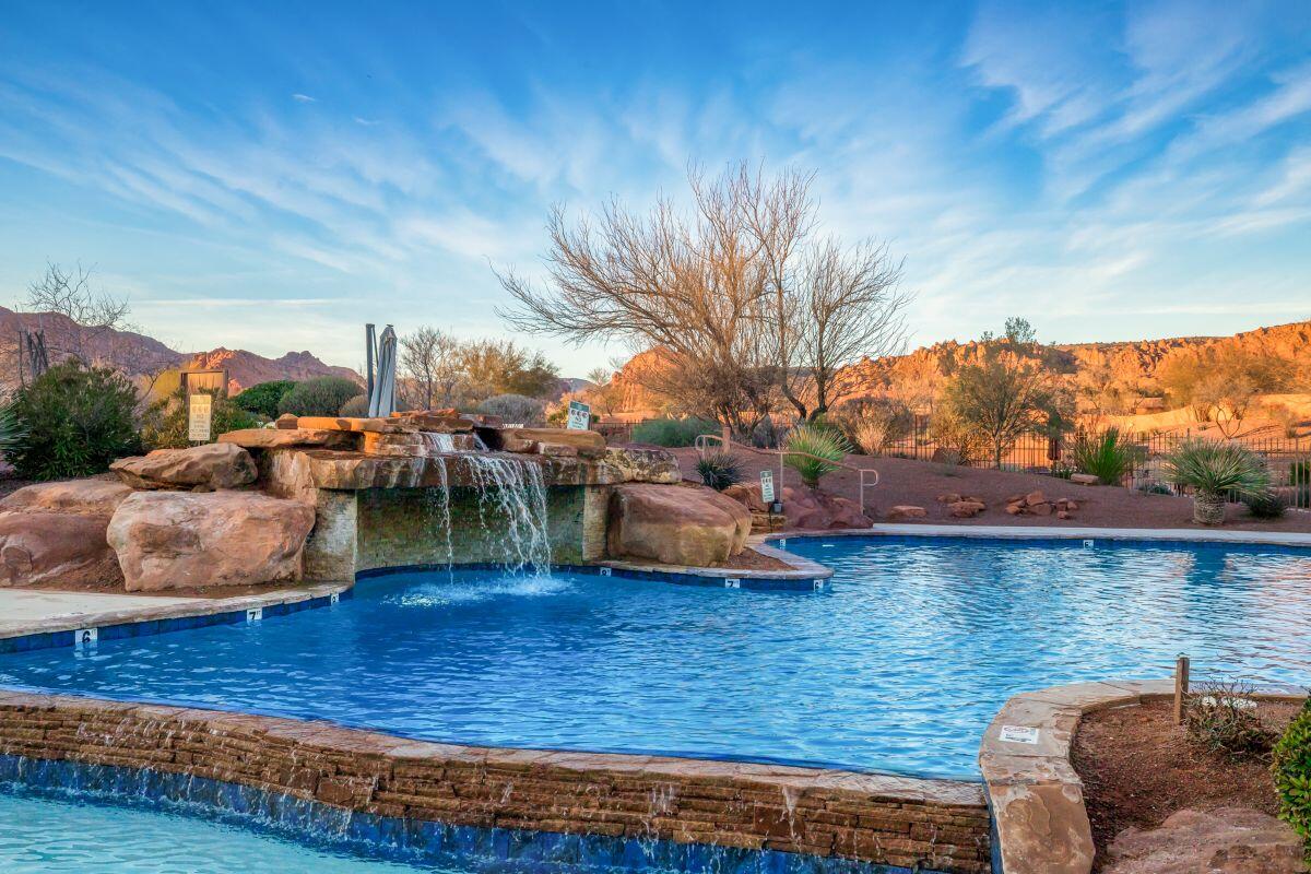 VISTAS AT ENTRADA - Land