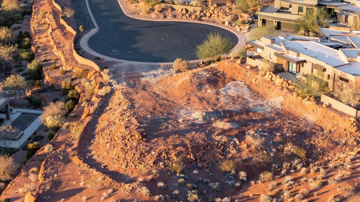 VISTAS AT ENTRADA - Land