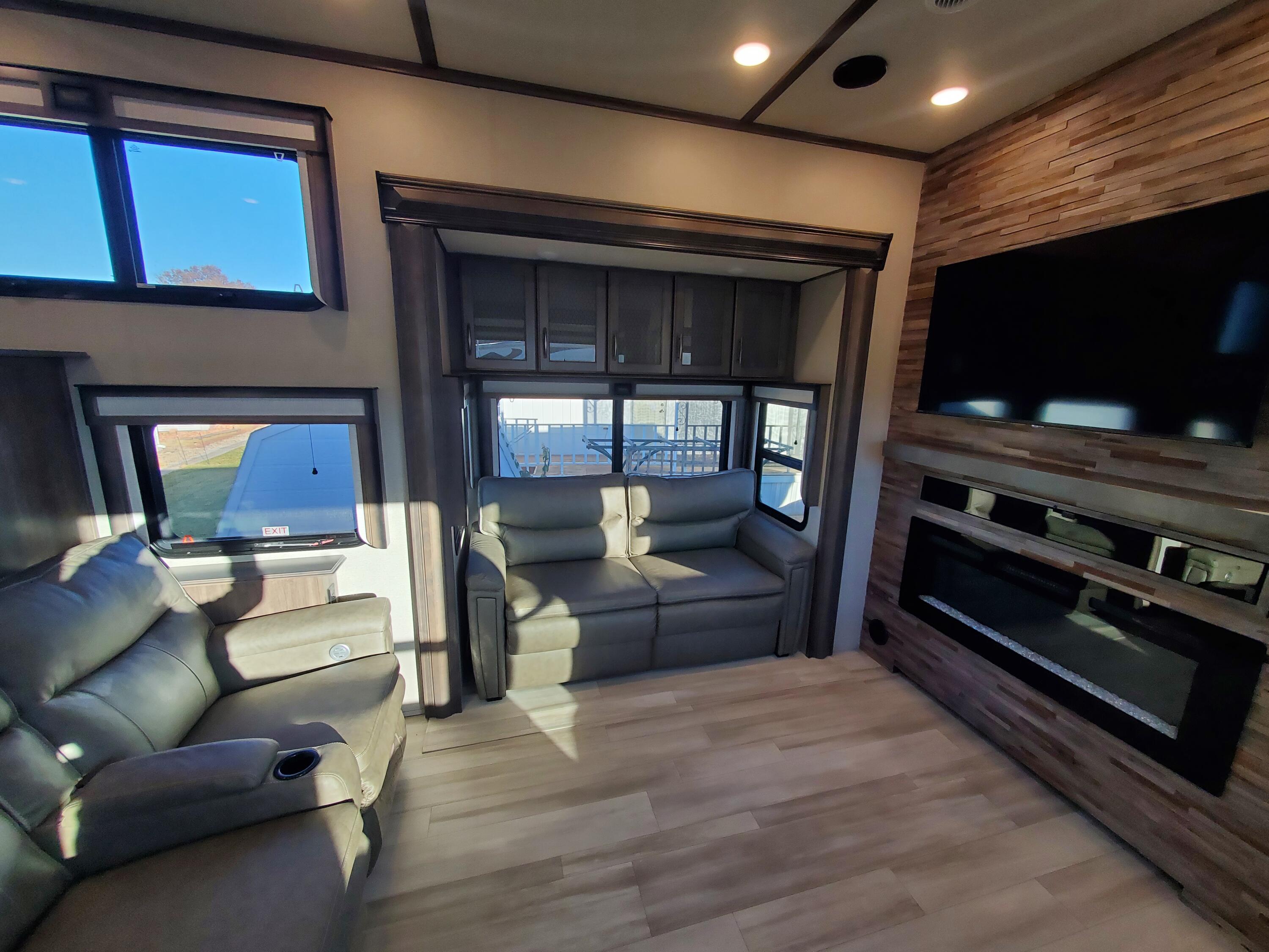 CHEROKEE SPRINGS RV PARK - Land