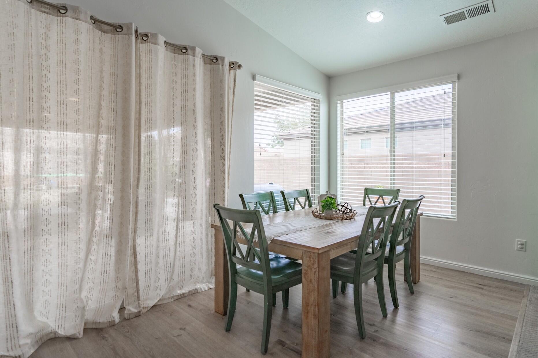 HIGHLAND PARK AT THE CORAL CANYON - Residential