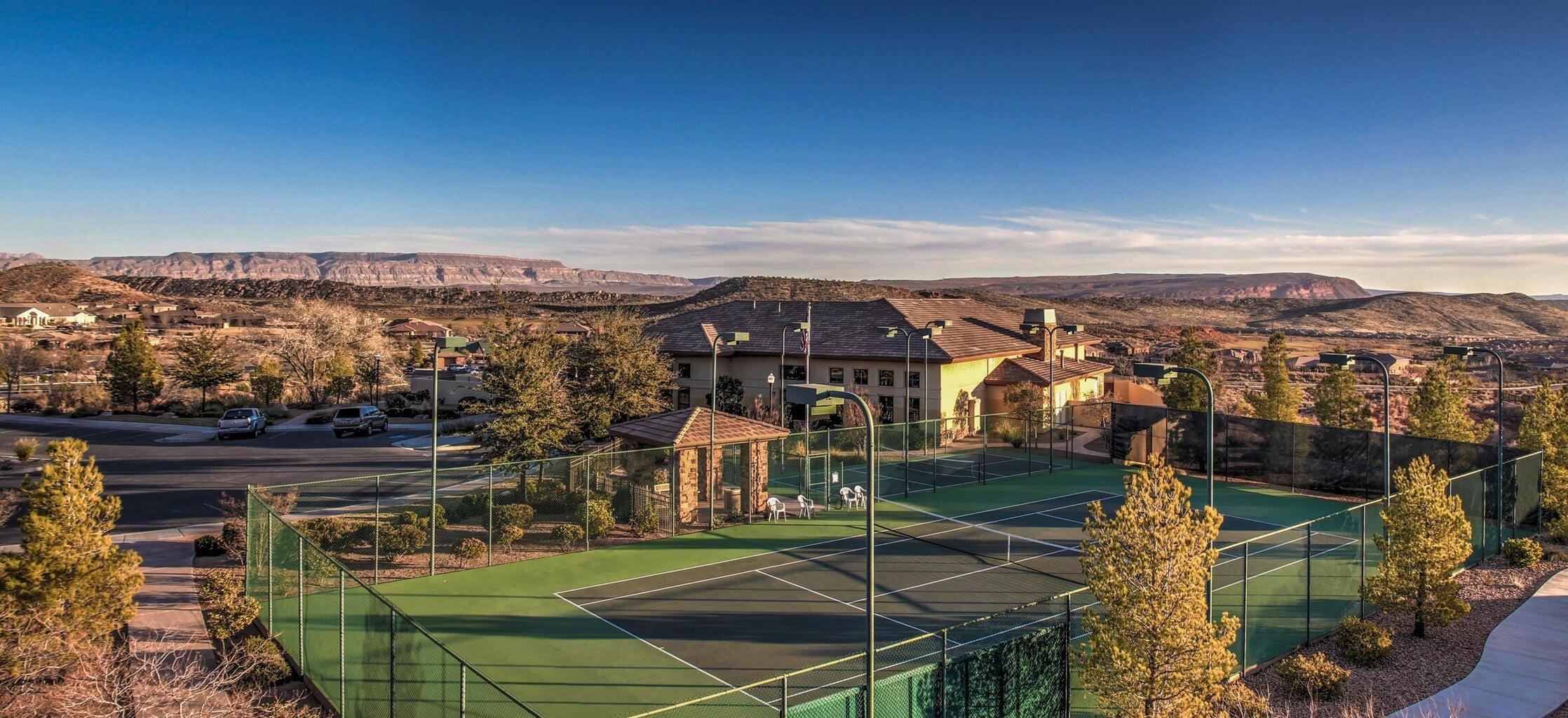 HIGHLAND PARK AT THE CORAL CANYON - Residential