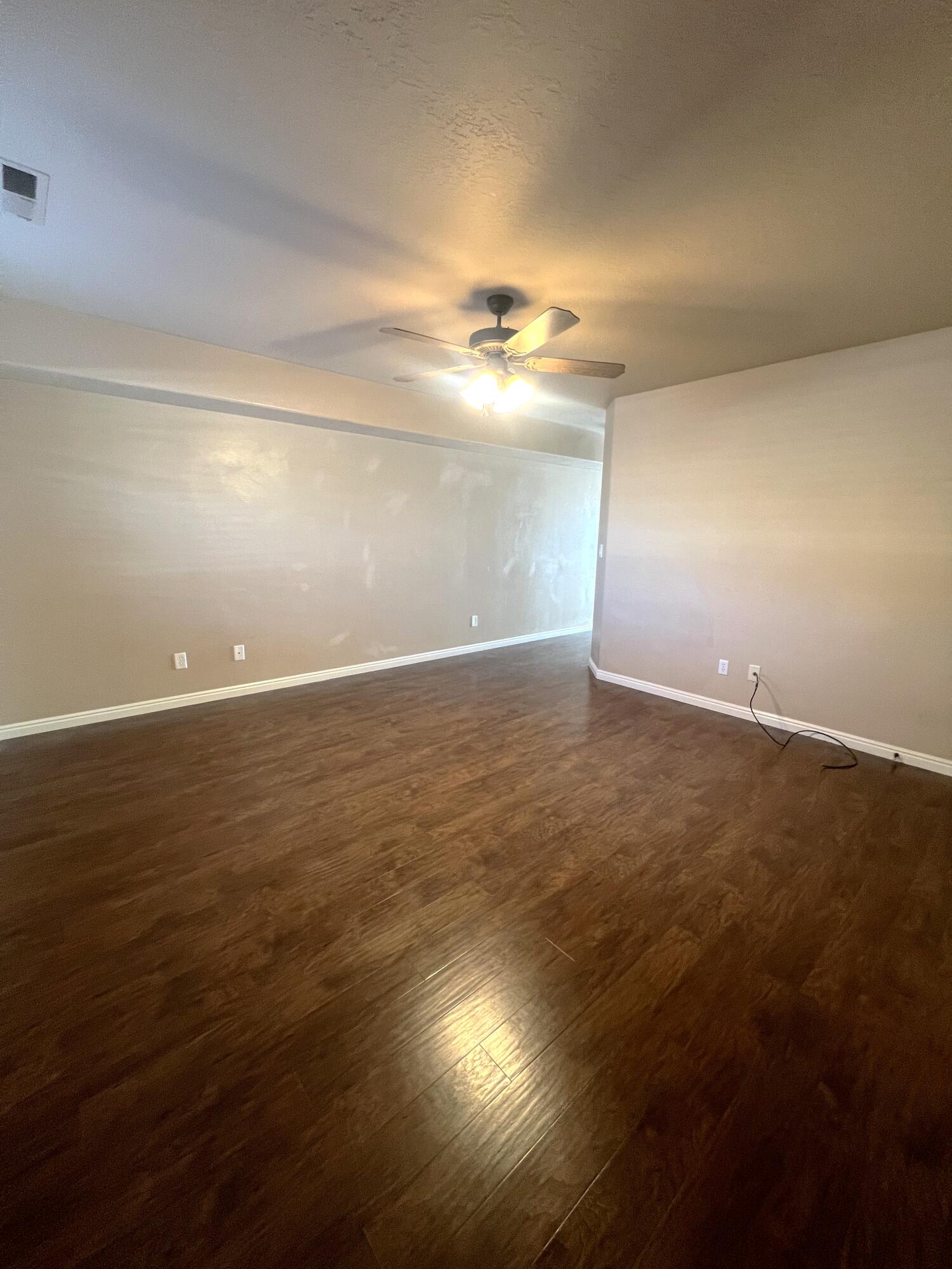 RIVER CREST TOWNHOMES - Residential