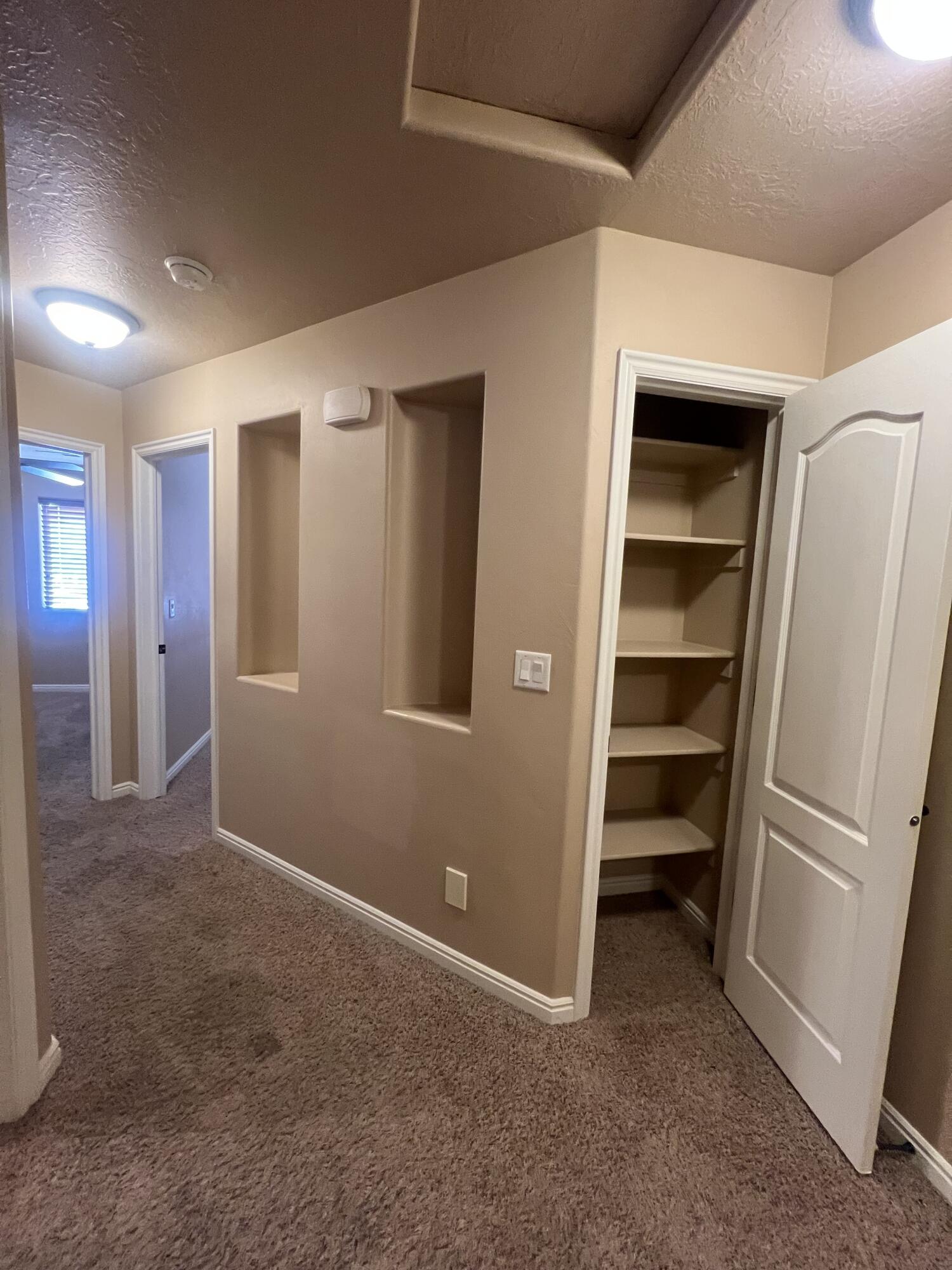 RIVER CREST TOWNHOMES - Residential