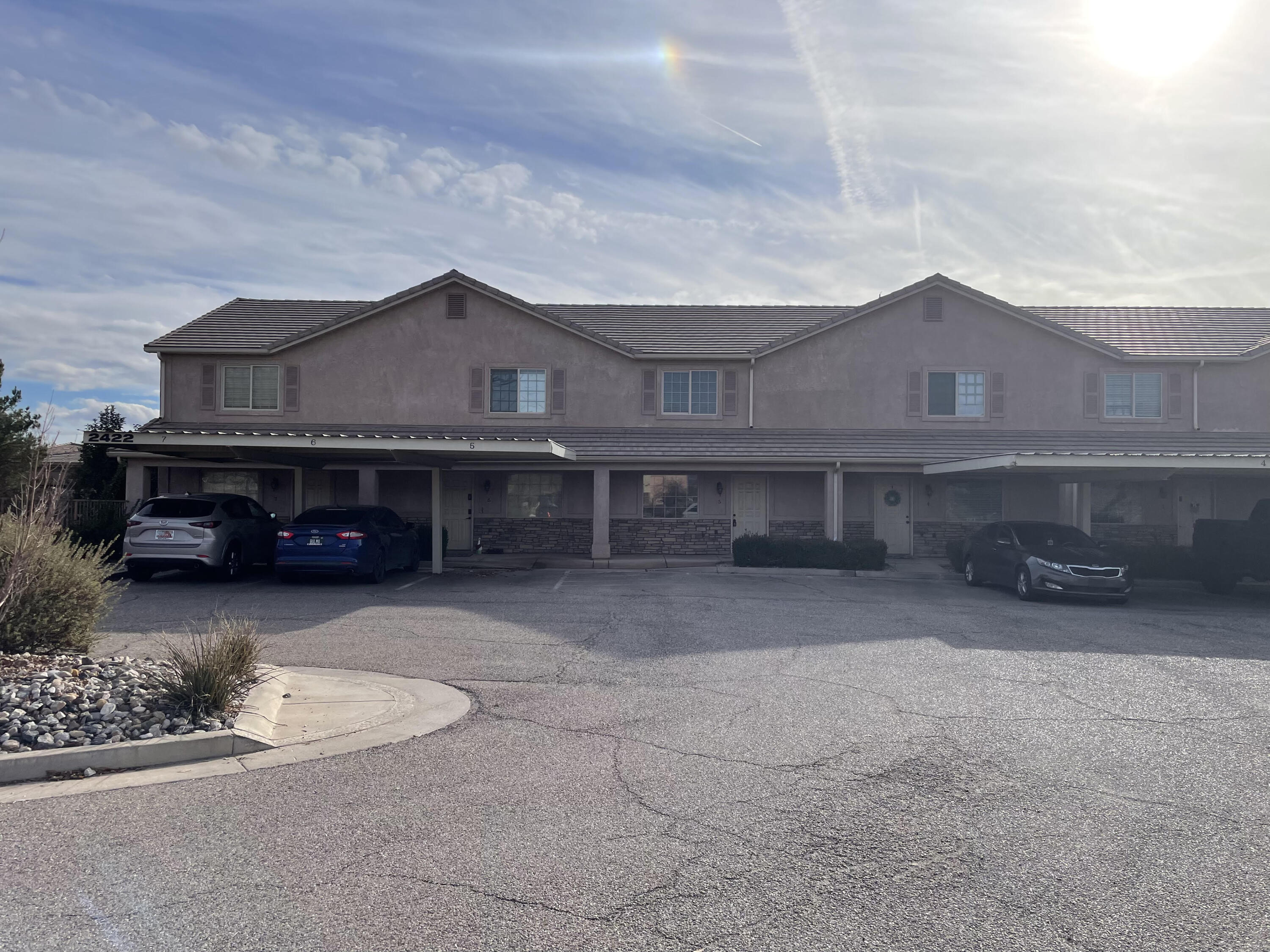 RIVER CREST TOWNHOMES - Residential