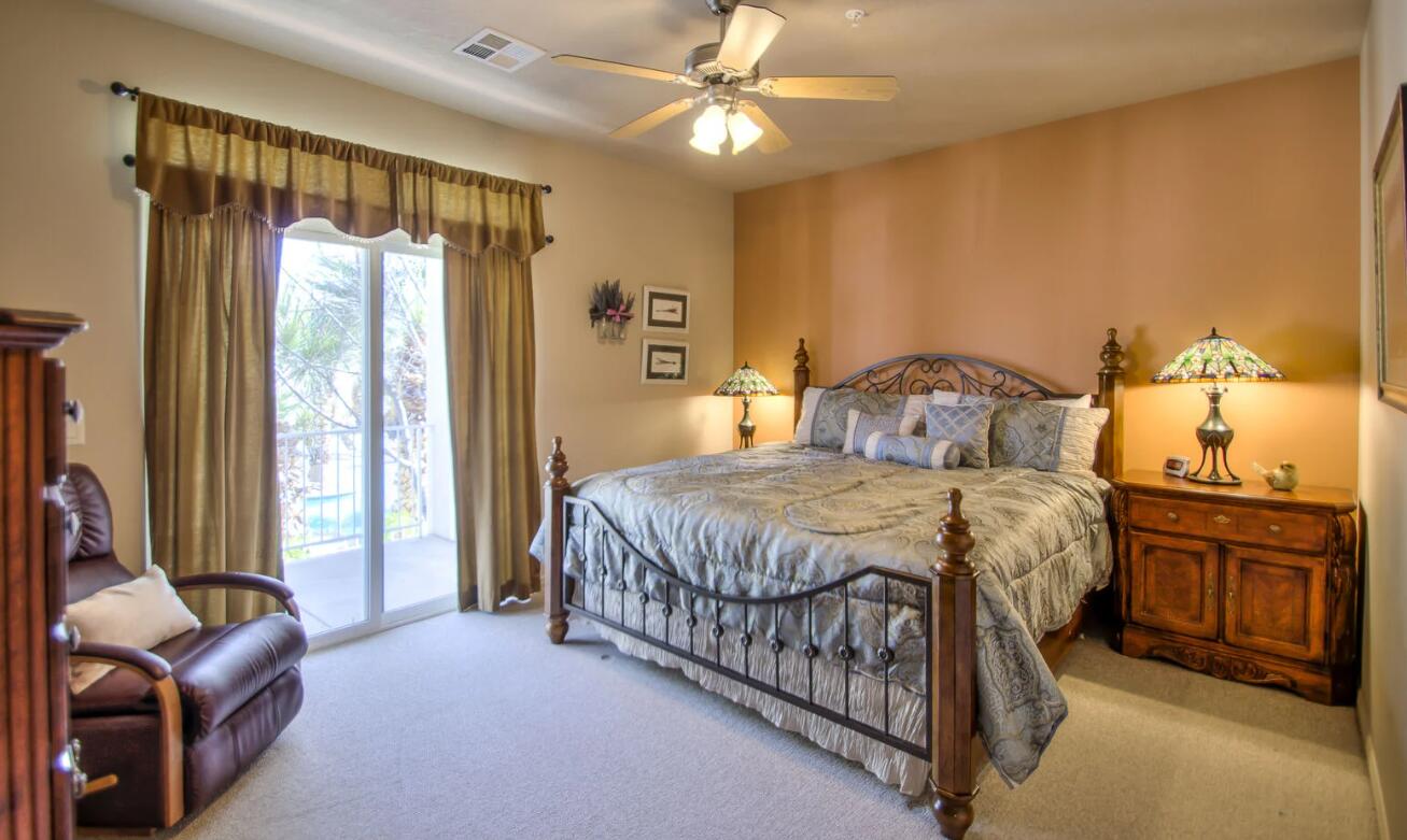 LAS PALMAS RESORT CONDOS - Residential