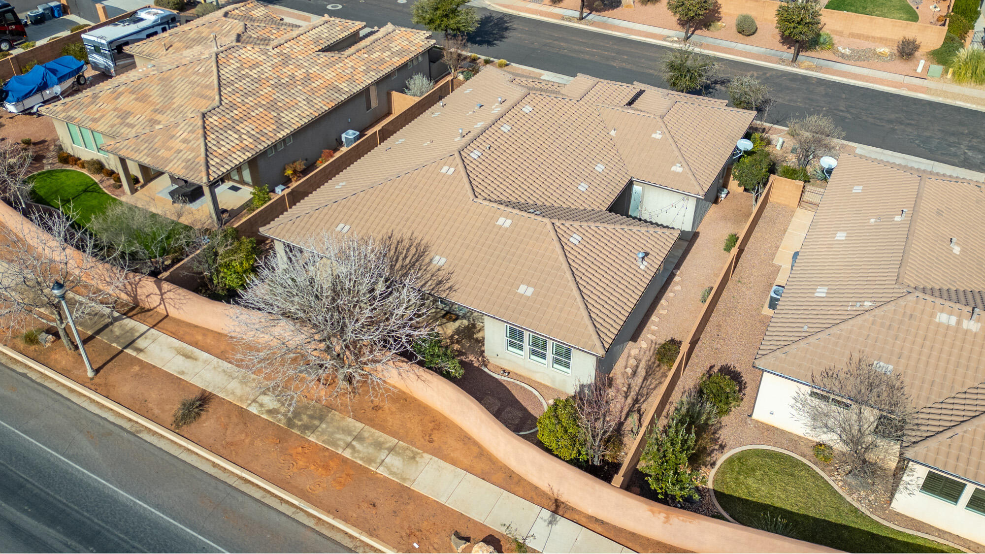 BELLA SOL AT SANTA CLARA - Residential