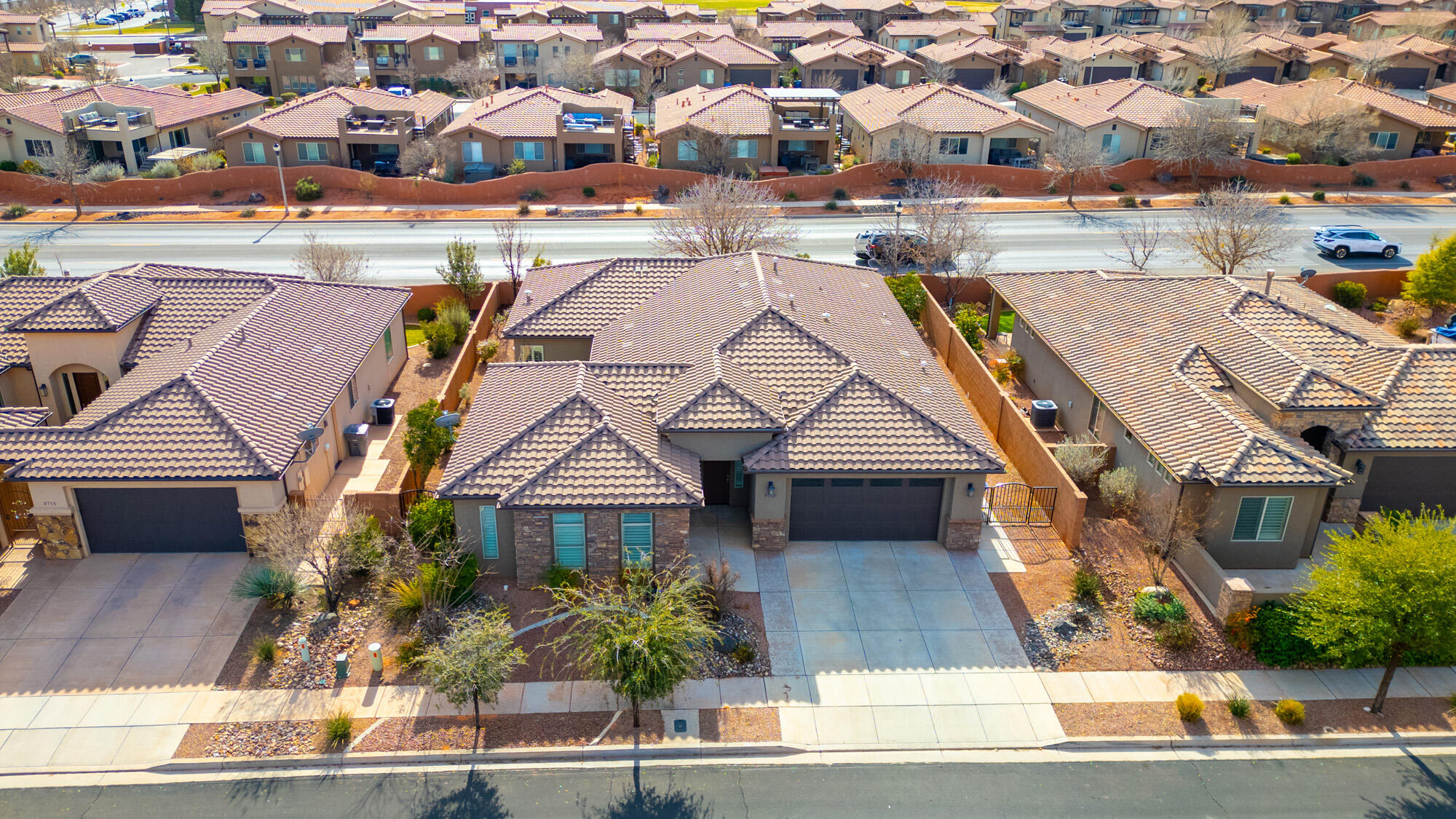 BELLA SOL AT SANTA CLARA - Residential