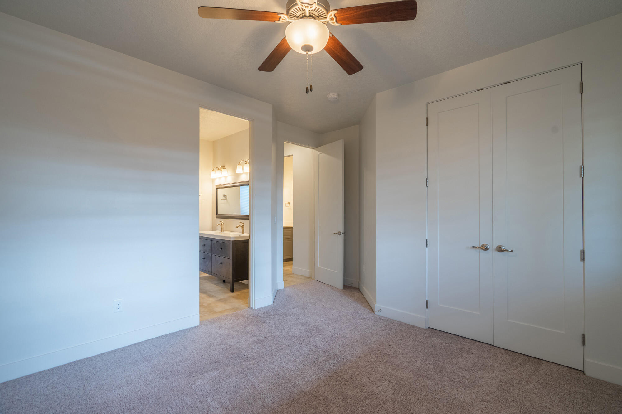 BELLA SOL AT SANTA CLARA - Residential