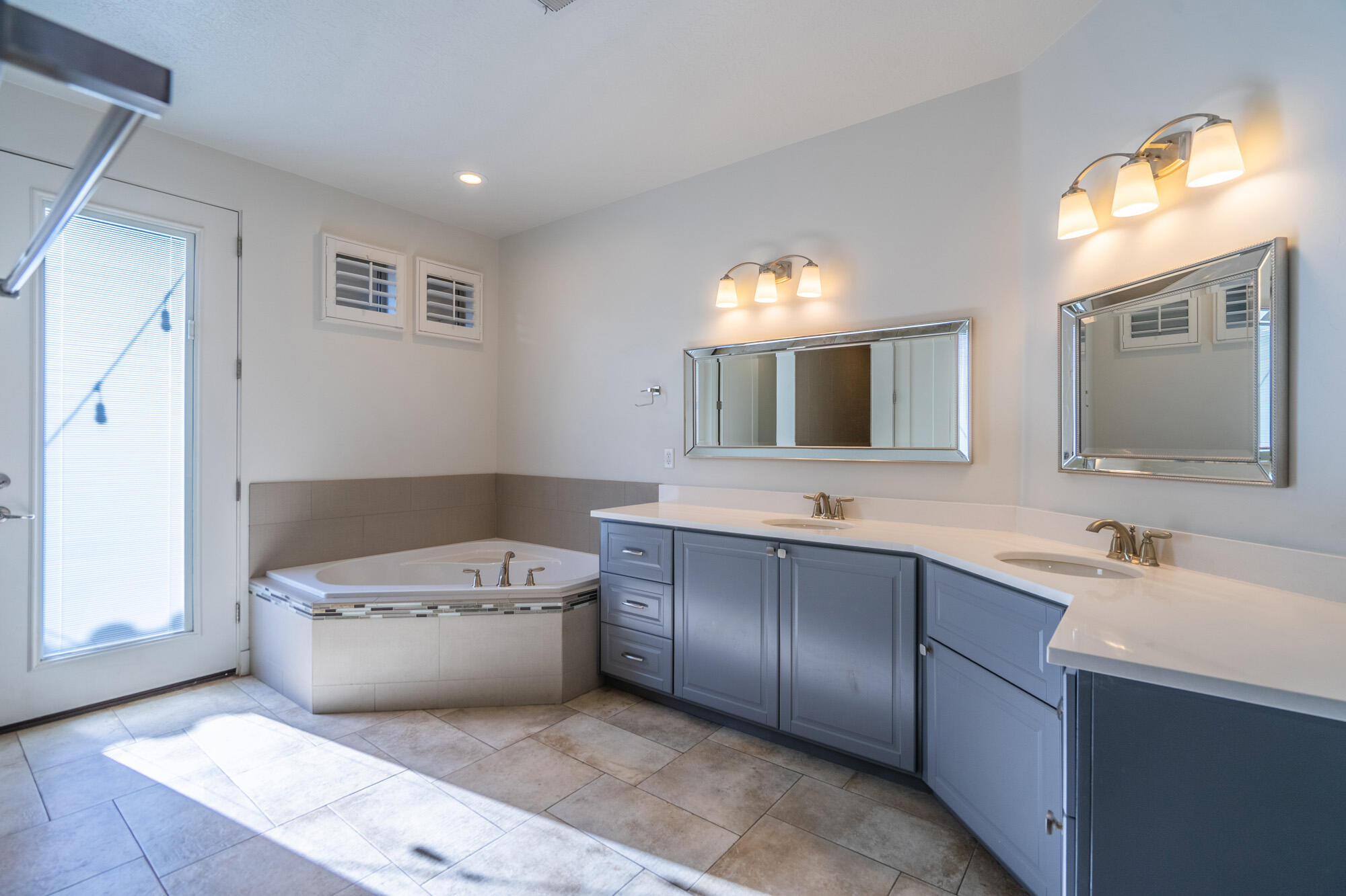 BELLA SOL AT SANTA CLARA - Residential